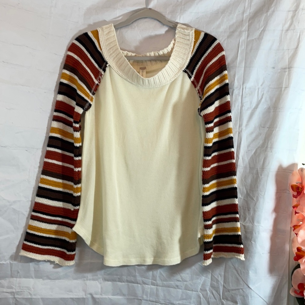 Altar’d state thermal crocheted pullover top size large multi colored